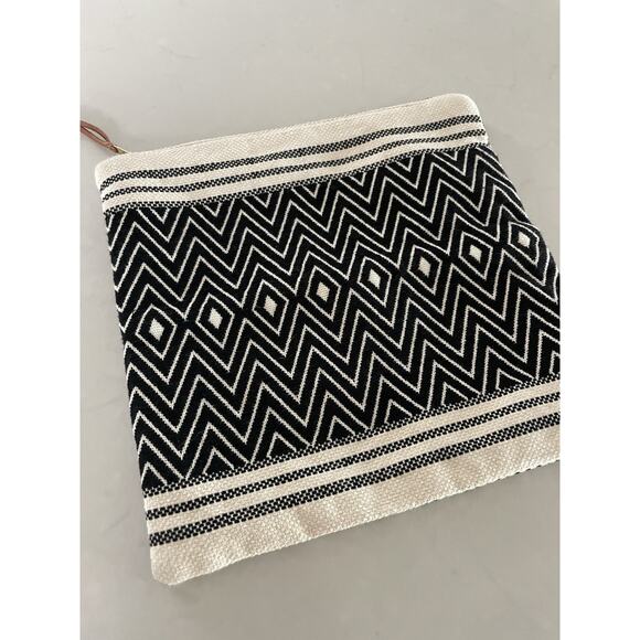 Tribe Alive Fold Over Clutch Purse Pouch Black & Cream Ivory - Picture 2 of 7